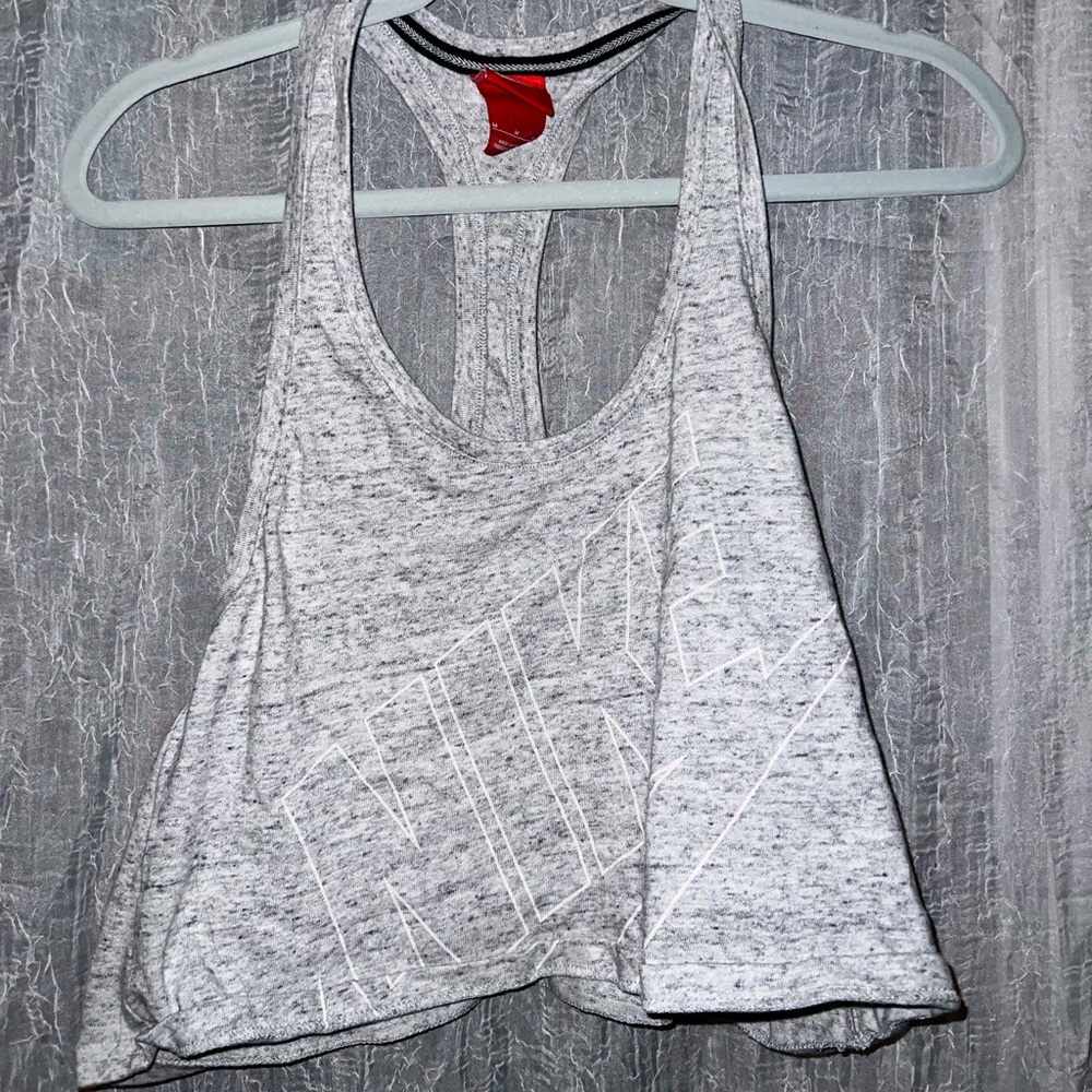 Nike cropped racerback tank top